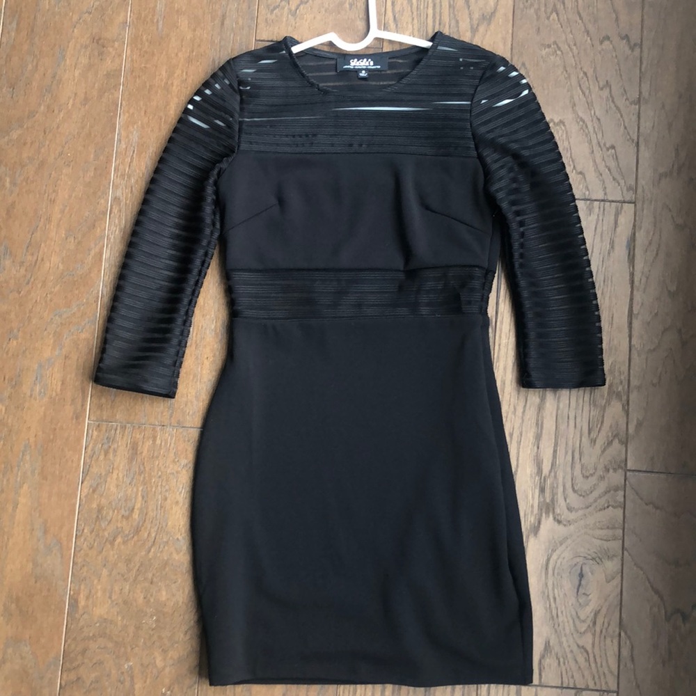 SHORT BLACK DRESS